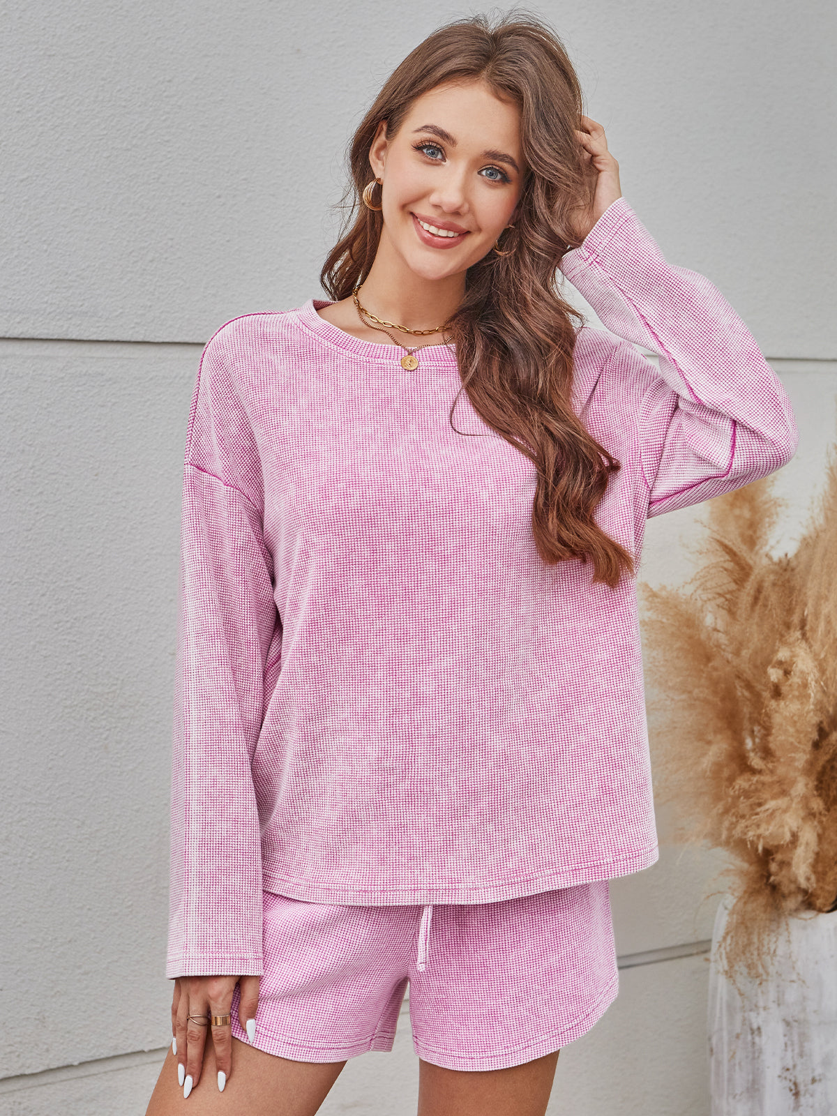 AUTOMET Women's Vintage-Inspired Sweater & Shorts Set