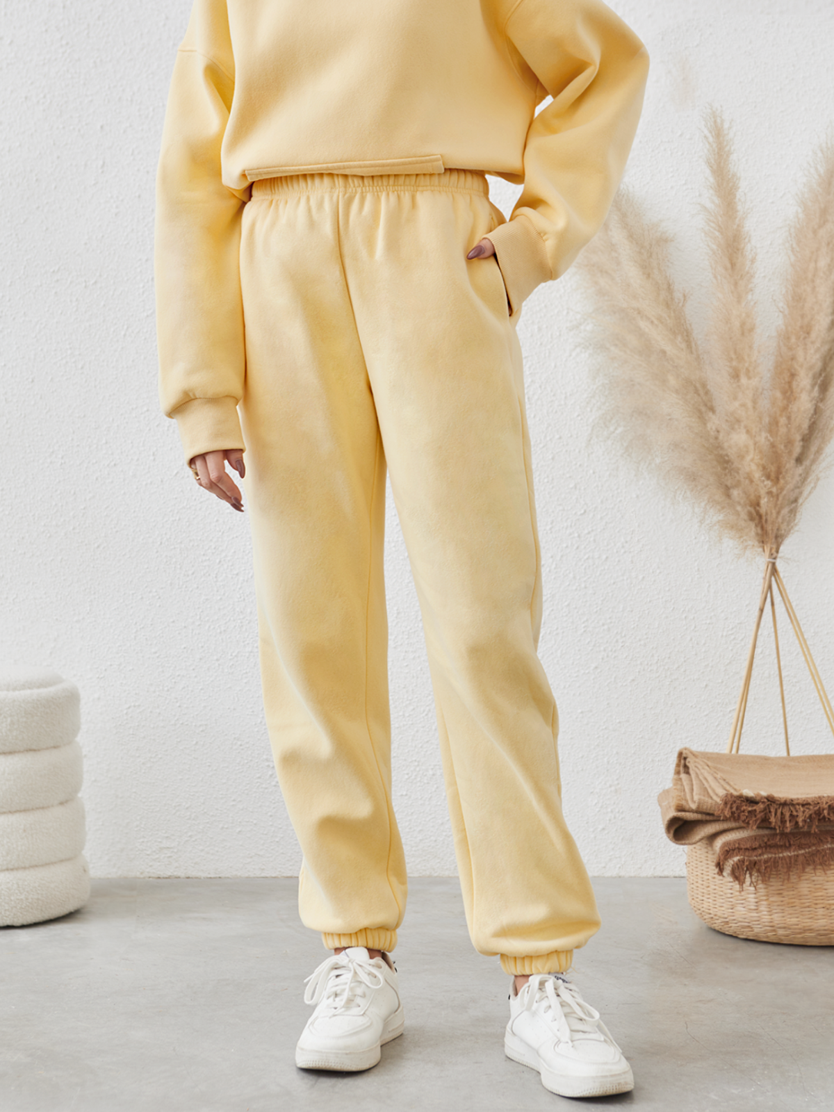 AUTOMET Women's Winter Lounge Pants - Loose Fit Fleece Joggers