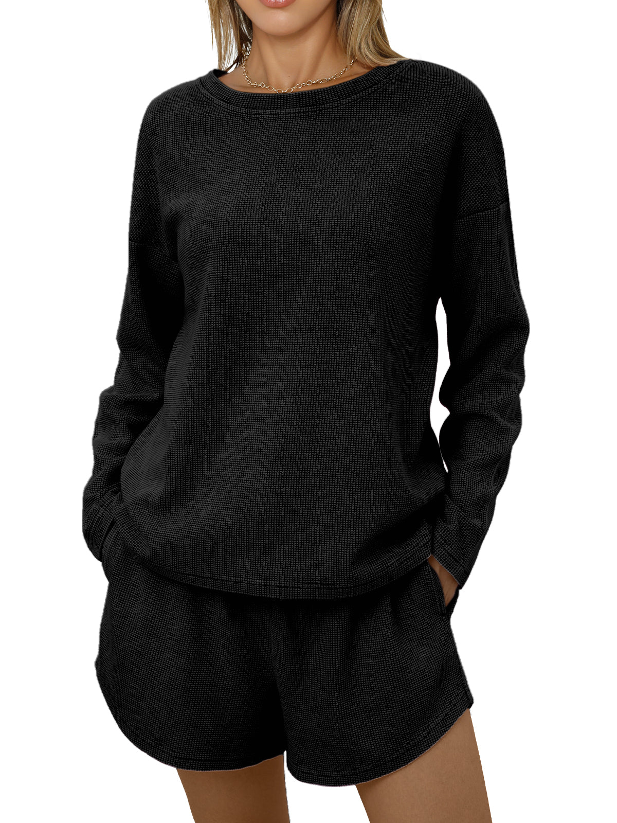 AUTOMET Women's Vintage-Inspired Sweater & Shorts Set